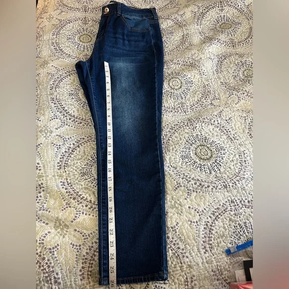 !it Jeans- “Tess Petite Extreme High Rise Skinny” Double Button Jeans- Size 12P - Picture 11 of 11